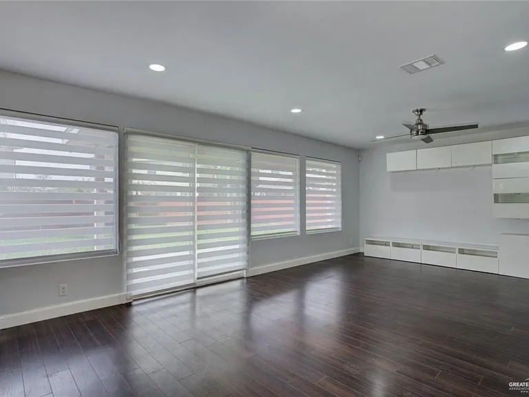 3205 San Fabian St — Photo 13