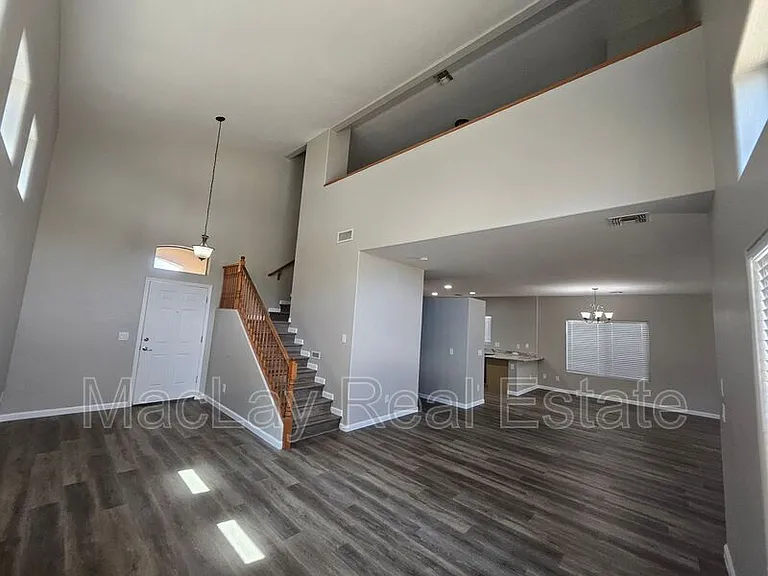 25850 W Pleasant Ln — Photo 9