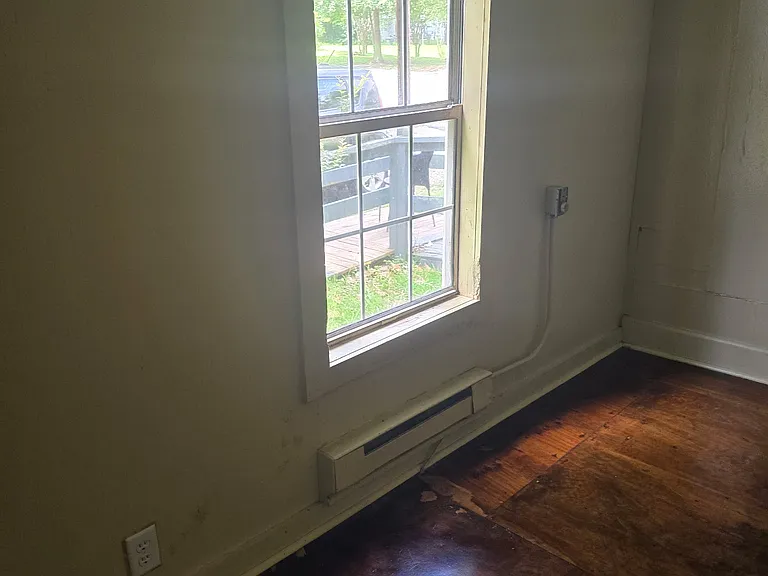 211 S Appletree St #3 — Photo 3