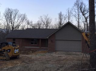 1136 Arrowhead Rd, Monterey, TN 38574