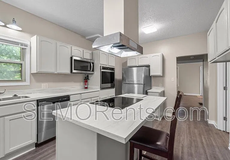 45 N Hanover St — Photo 9