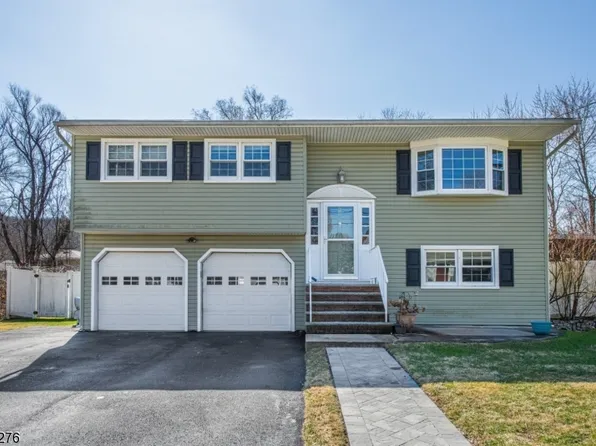 16 Sherman Pl, Mount Olive Twp., NJ 07836