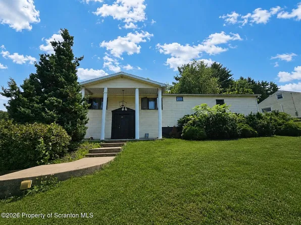 100 Erie St, Moosic, PA 18507