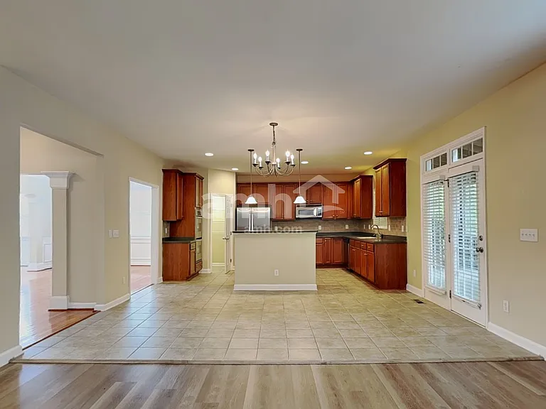 9413 Philbeck Ln — Photo 4