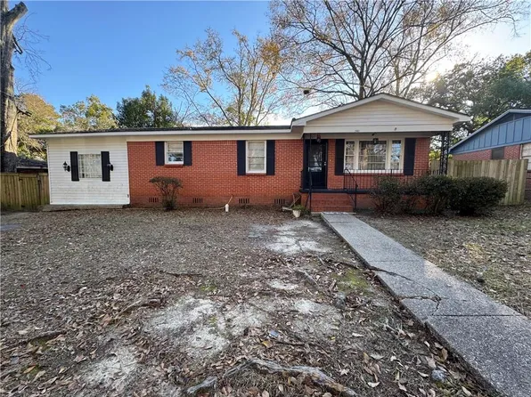 2463 Karagan Dr, Mobile, AL 36606
