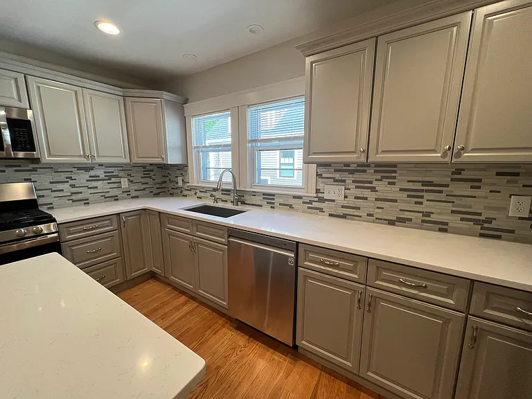 154 Summer St #2 — Photo 4