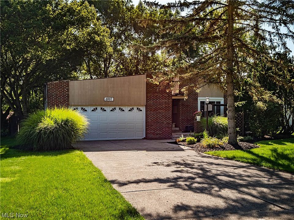 1st image of 6997 Chadbourne Dr