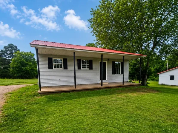 162 Doris St, Russellville, AL 35654