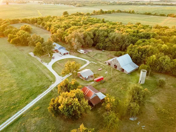 4807 Opal Road, Golden City, MO 64748