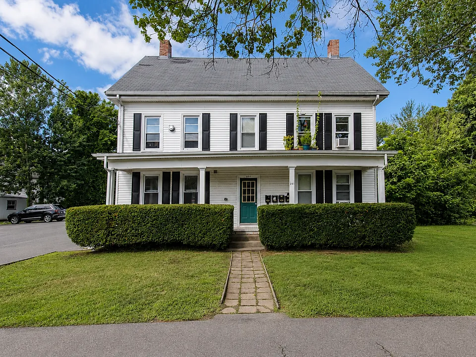261 Plymouth St #1