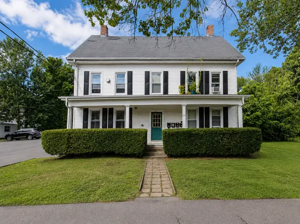 261 Plymouth St #1, East Bridgewater, MA 02333