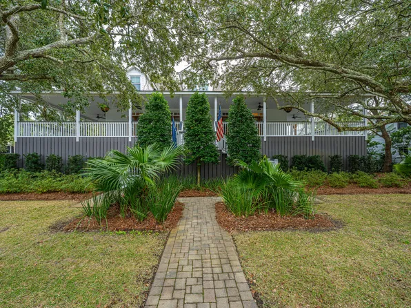 2629 Goldbug Ave, Sullivans Island, SC 29482