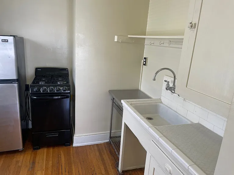 5336 Monroe St #6 — Photo 9