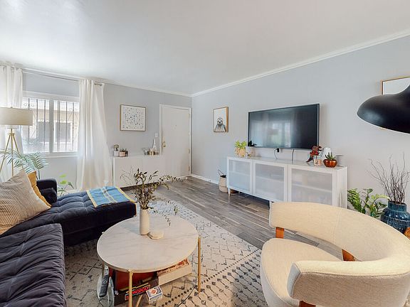 3rd image of 721 Larch St APT 5