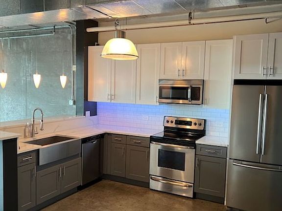 4th image of 10 N Summerlin Ave Unit 48