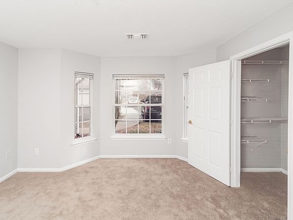 5th image of 100 Avalon Haven Dr #4433584