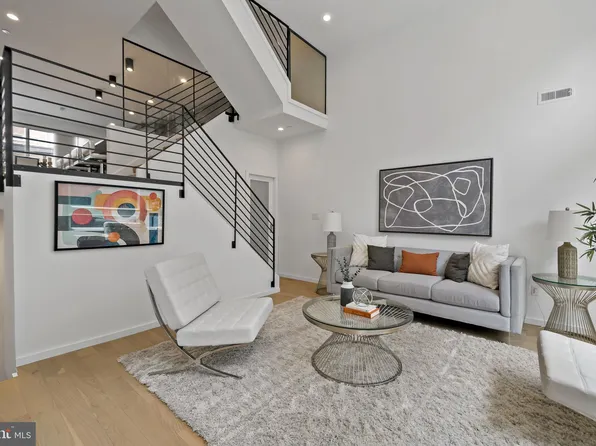 1703 Annin St, Philadelphia, PA 19146