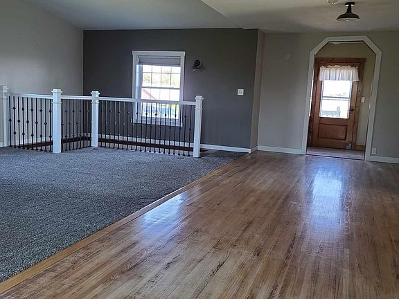 3rd image of 3250 260th St