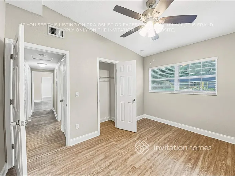 3621 Sutton Dr — Photo 10
