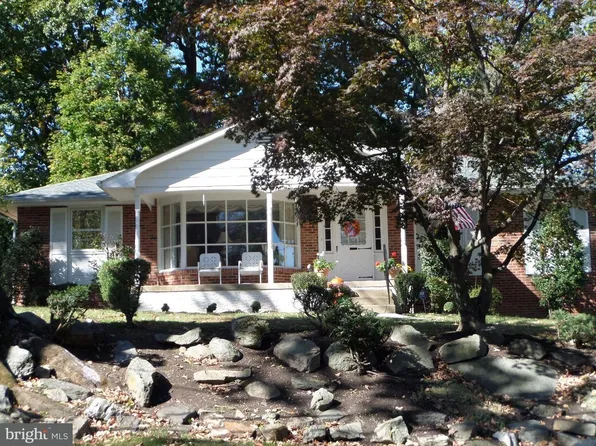 372 Sylvania Ave, Glenside, PA 19038