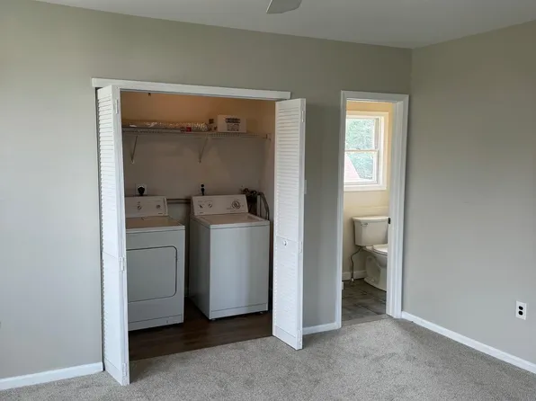 1213 Ellston Rd Floor 2, Havertown, PA 19083