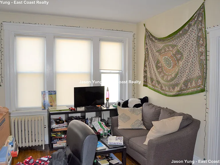 221 Kelton St #16 — Photo 5