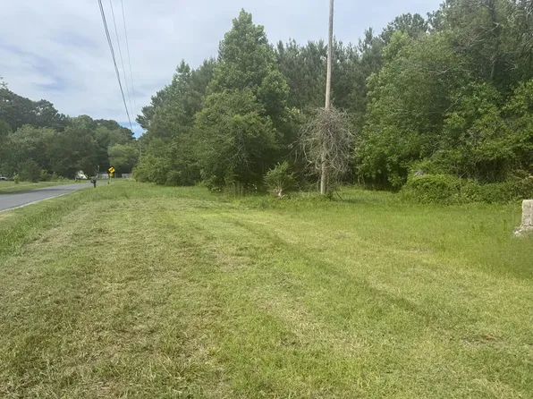 15001 Winterville Rd #130, Bloxom, VA 23308