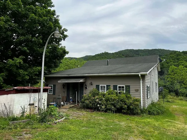 2032 Little Creek Hwy, Dublin, VA 24084