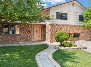 8904 Haines Ave NE, Albuquerque, NM 87112