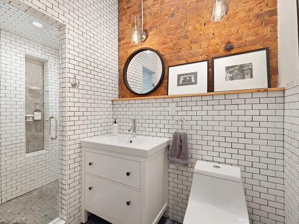 257 West 131st Street image 12 of 13