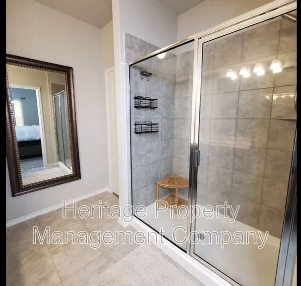 10522 Barbeque Bay — Photo 11