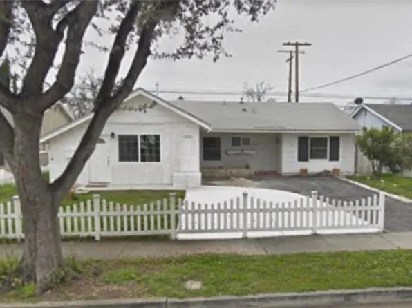 23048 Hartland St, West Hills, CA 91307