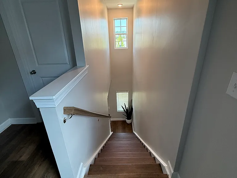 601 Windage Way — Photo 6