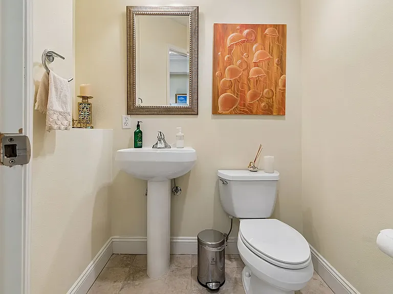 7702 Lake Vista Ct #202 — Photo 13