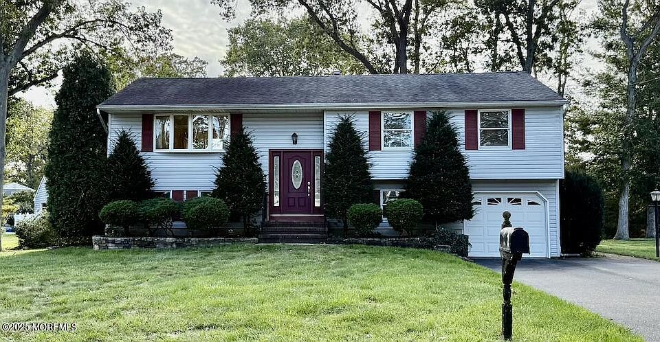 1st image of 2 Susanna Court