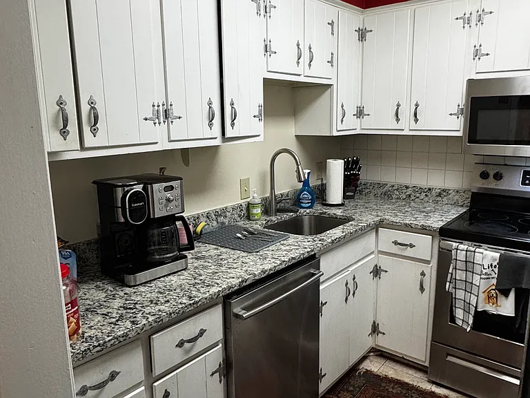 2116 Hobbs Rd #L6 — Photo 7