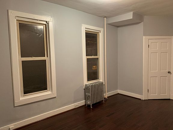 4th image of 587 S 19th St Floor 1