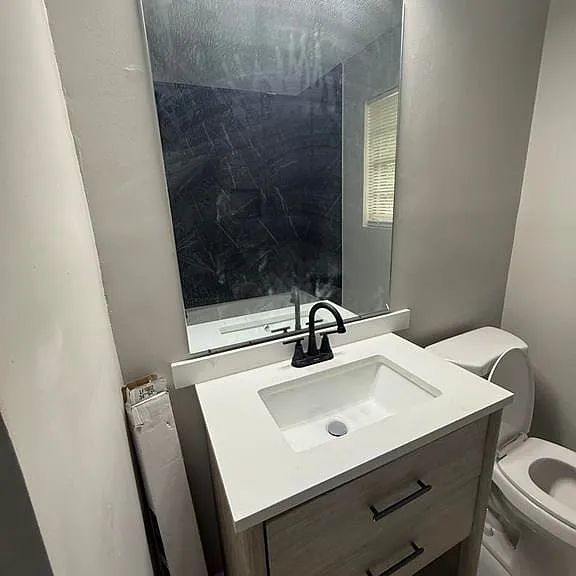 800 Fairfax Dr — Photo 12