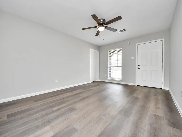 4114 Fairgreen Ln — Photo 12