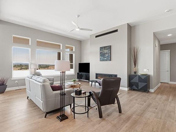 5th image of 12377 Mionetto Ct
