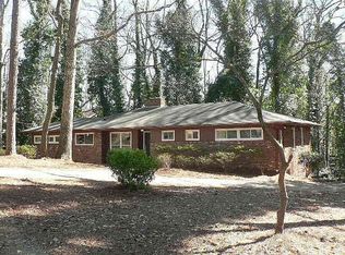 2724 Piney Wood Dr, East Pt, GA 30344
