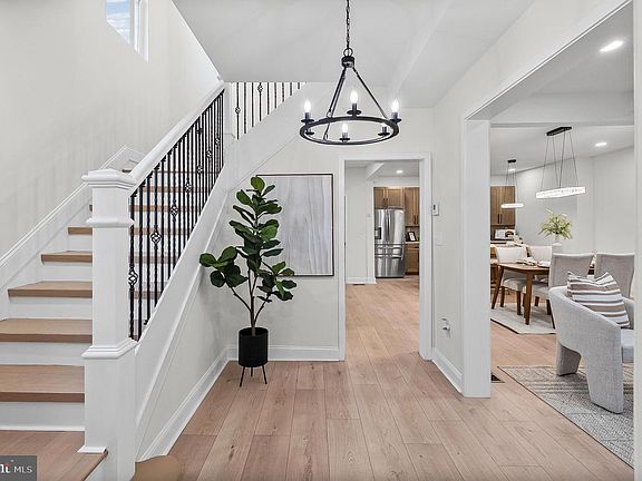 2nd image of 3703 Egerton Rd