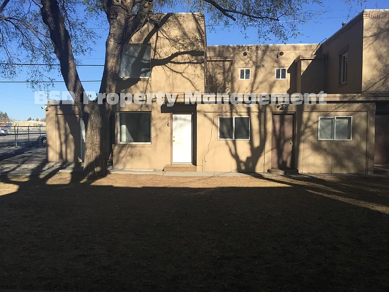 125 N Water Ave — Photo 3