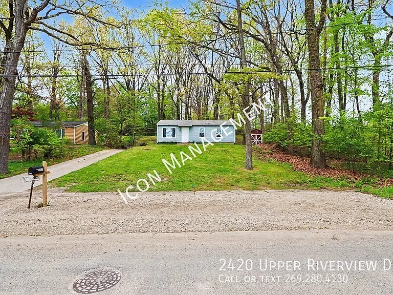 2420 Upper Riverview Dr — Photo 5