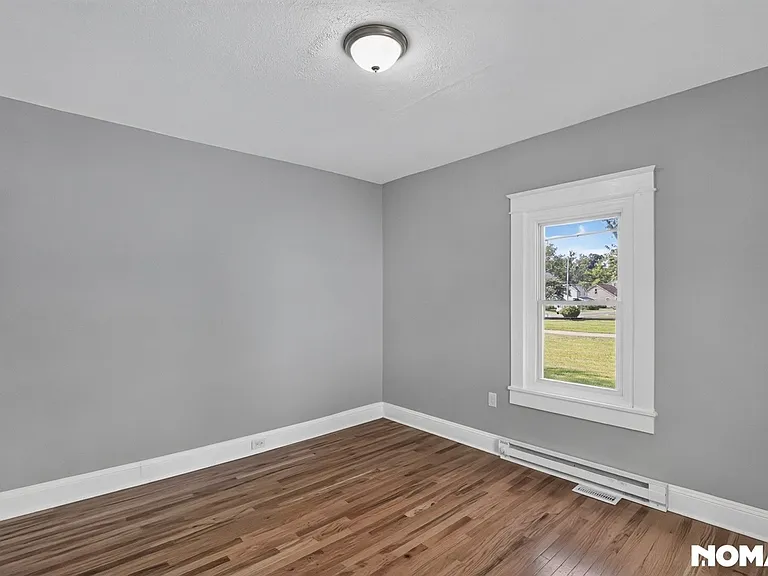 12320 Eastern Ave — Photo 32