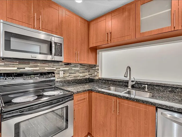 4991 SW 32nd Ave #4991 — Photo 21