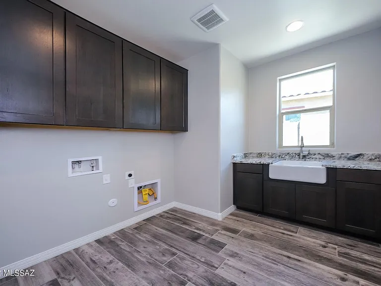11846 N Silver Village Pl — Photo 18
