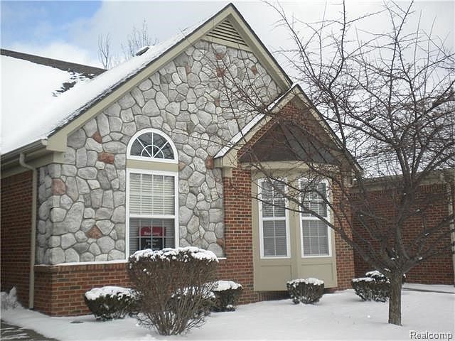1st image of 3901 Arbor Dr #1