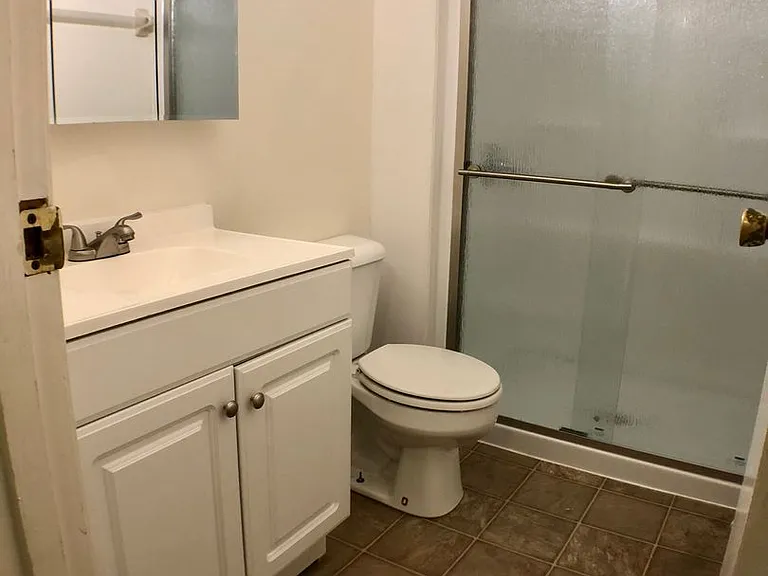 2020 Iuka Ave — Photo 15