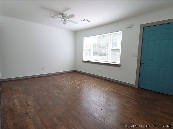 3rd image of 7529 N Owasso Pl